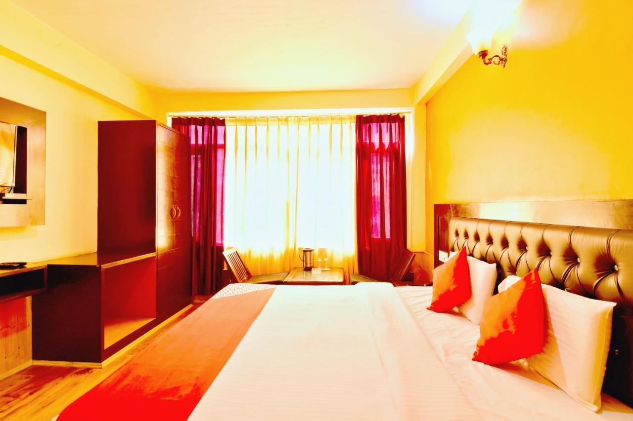 Oyo Flagship 27062 Hotel Green View Manāli Exteriér fotografie